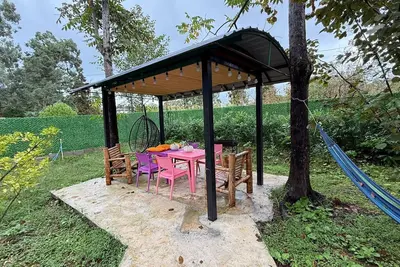 Image de Romantic Forest A-Frame • 2br by the Sea