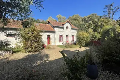 Image de Gîte de charme, jardin privé, proche Tours, animaux admis