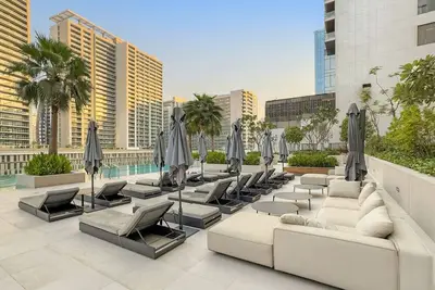 First Class | 2br | Modern Luxury Hideaway