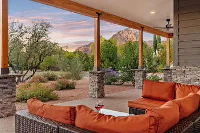 Image de Brand New Mountainview Retreat w/ Hot Tub, Firepit, Hammock & Portable Sauna