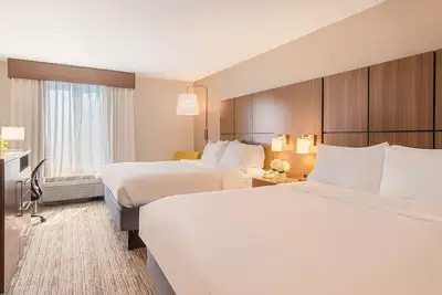 Image de 3 Units | Spacious Stays | Outdoor Pool & Fitness Center