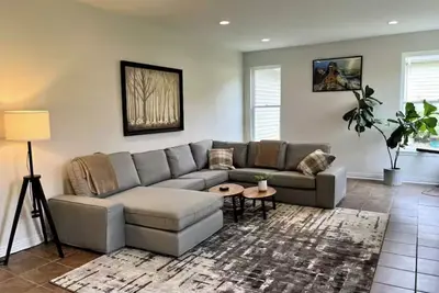 Image de Spacious & Spectacular 4 Bedroom House