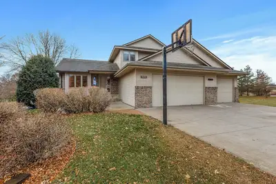 Image de Country Living One Mile West of Maple Grove