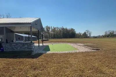 Image de 2-bedroom house with putting green in Celina