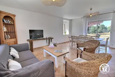 Image de Les Roses Trémières - Nivillac