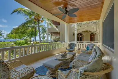 Image de 2br Beachfront Villa w/ Pool, Sea View and Beach