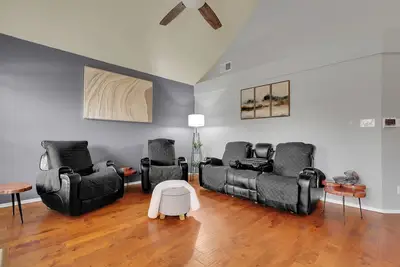 Image de Charming German-Style 3-Bedroom, 2-Bathroom Home in Frisco with Private Hot Tub