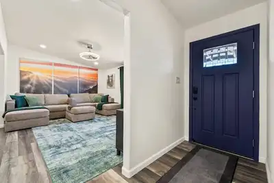 Image de A Charming and bougie 3-bedroom 3 Bath house in beautiful Tucson, Az with Ac