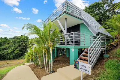 Image de Lapa Luxury - Luxe A-Frame with Volcano Views in La Fortuna
