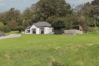 Image de The Lodge, pet friendly, country holiday cottage in Tondu