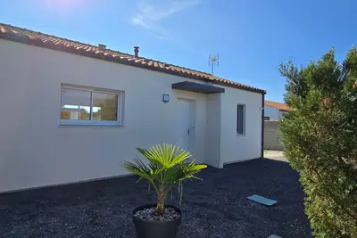 Image de Maison calme 4 pers. à 3km de la mer avec jardin, clim, Tv, vélos, Bbq et hamac