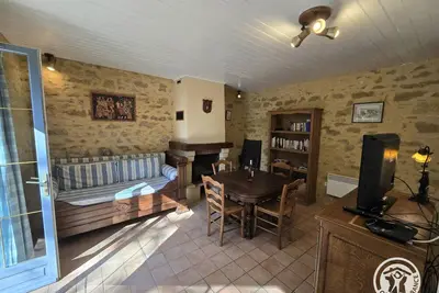 Image de Maison de campagne avec cheminée et Bbq à Carlux