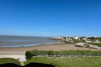 Image de Appartement moderne à Royan avec vue sur l'océan