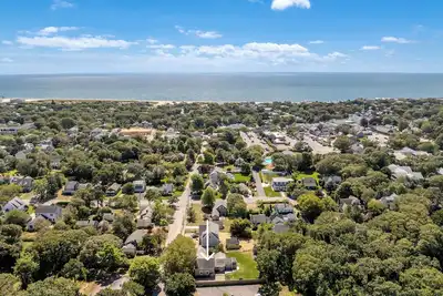 Image de Anchor Down - 6br Home - Easy Walk to Downtown Harwichport & Bank Street Beach!