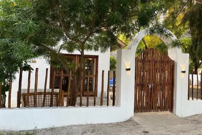 Image de 5 Bed Beach front Villa Paje