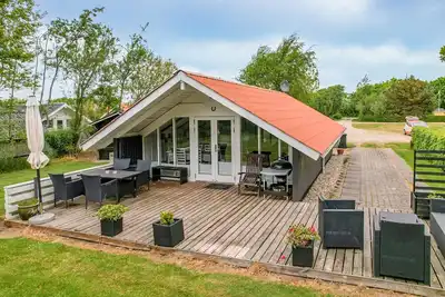 Image de Maison confortable à Hemmet avec WiFi