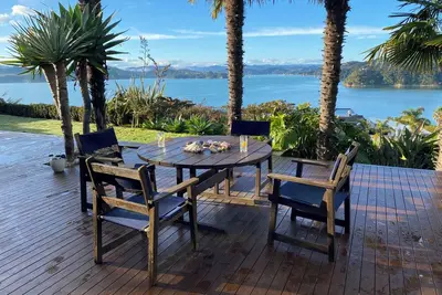 Image de Coastal cottage with serene views, near to all ammenities and beaches.