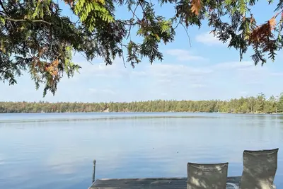 Image de Cozy Lakeside Cottage in Woodview, On - 6 bed, 2 bath