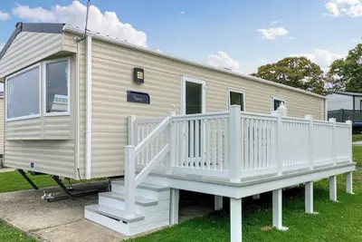 Image de 2 chambres à coucher à Thorness near Cowes