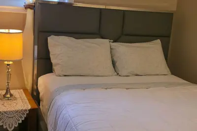 Image de Bright 2-Bedroom Shared Home w/ Private Bathroom & Modern Comforts