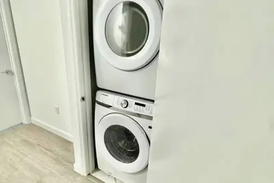 Image de The Honeymoon Retreat by Disney/Universal/seaworld