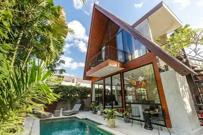 Image de Tropical 2br Private Pool Villa Indra by Orivista