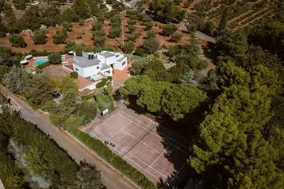 Image de Spacious villa with private pool, tennis court, kids play area & garden|Polignano