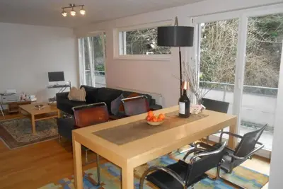 Image de Appartement 'Dornbirn Zentrum Bahnhof' avec vue sur la montagne