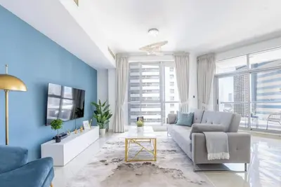 Airstay | Bright and Spacious 2br | Marina Views!