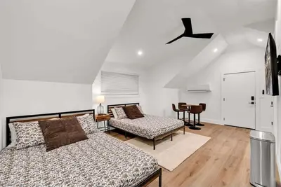 Image de Modern Private Guest House, Near Downtown