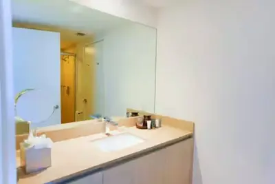 Image de Oceanfront Condo in Hollywood Beach – Walk Out to the Sand