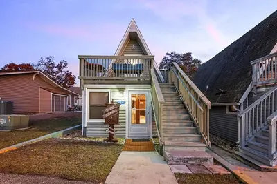 Image de 3-bedroom cabin in gorgeous Clermont with Ac