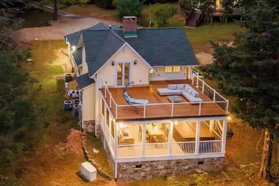 Fin & Fig | Mountain Views + Hot Tub