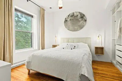 Image de Mount-Royal cozy/modern 2bdr
