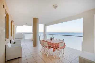 Image de Appartement 'Rosato 60-terrasse sur la mer' avec vue mer, Wi-Fi et climatisation