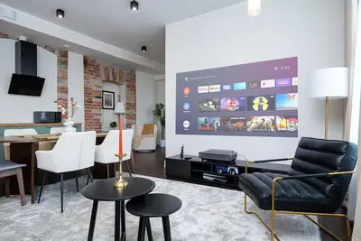 Image de 3br/Private gym/Ps5/lux design/100-inch 4k Tv