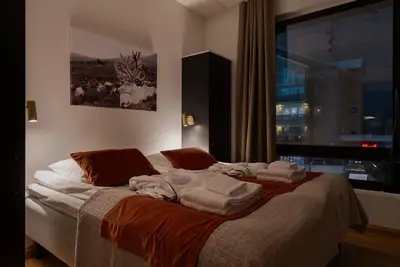 Image de Le Chalet Lingonberry D14 by Aavalevi