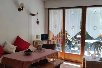 Image de Appartement cosy avec Wifi à l'orée du bois