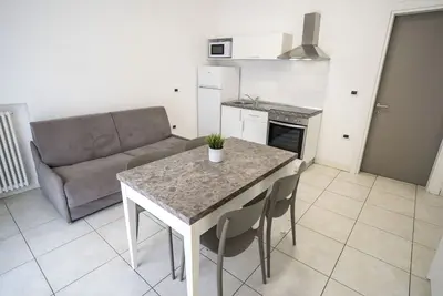 Image de Spacious 3-room detached apartment with 2 double bedrooms, just a stone's throw from the sea!