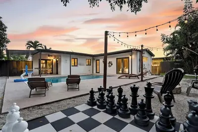 Image de Hollywood Haven Private Pool  Bbq Mini Golf