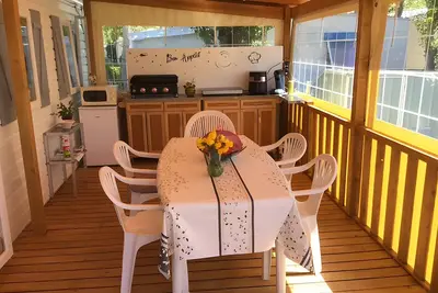 Image de Mobil-home 'Location Agde' avec terrasse privée, Wi-Fi et climatisation
