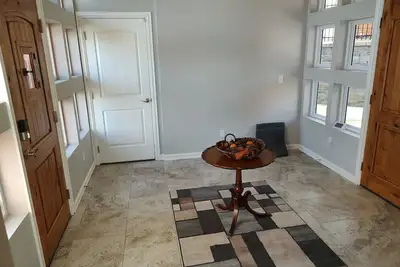 Image de New 3-bedroom house near downtown Tulsa.