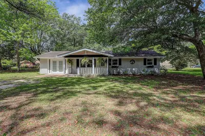 Image de Stylish, Dog-Friendly, 30-Day Rental House w/Free WiFi, W/D, and Furnished Patio