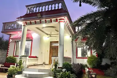 Image de Huge farmhouse with fresh water swimming pool