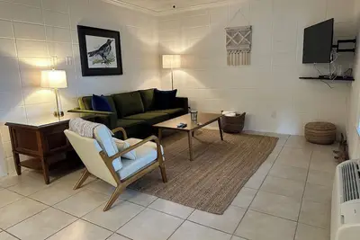 Image de Coastal Charm at Sand & Sea Inn