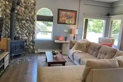 Image de Privacy on the Rivers edge