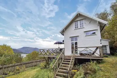 Image de Maison en bord de mer à Vaksdal avec vue sur la mer