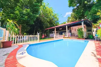 Image de Beauty Beachfront Villa 5 rooms, with Pool, Jacuzzi, Ac, Wifi, Bbq, Beach Access