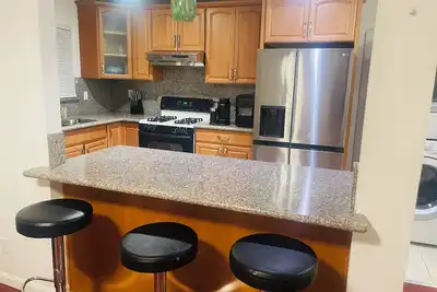 Image de Spacious 2Bedroom House Bath in the Heart of the Bay. Minutes from attractions.