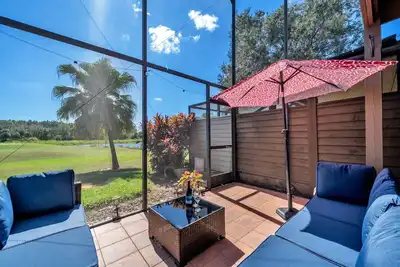 Image de 3br/3ba Wesley Chapel Home on Golf Course with Stunning Views & Community Pool